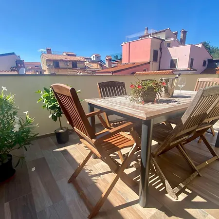 Romantic Maisonette Apartamento *